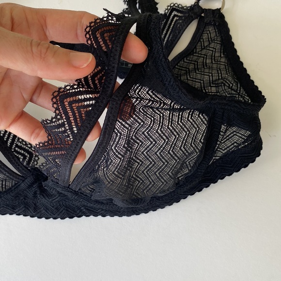 Lonely Lingerie Misha Underwire Lace Bra size 32A - Picture 4 of 11